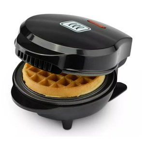 Single Waffle Maker Chaffle Small Kitchen Appliances Toastmaster JJ